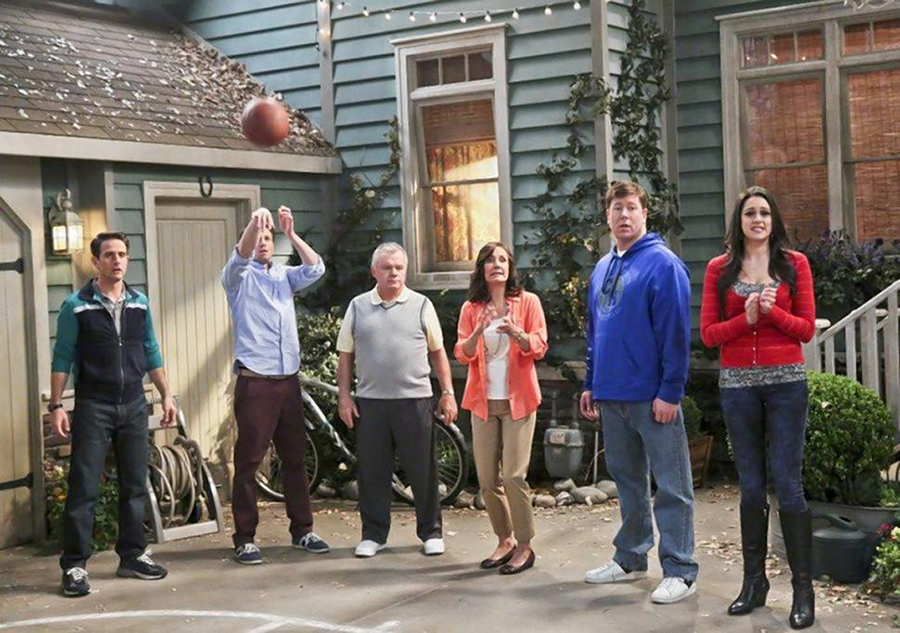 'The McCarthys' Review: Why Guys Shouldn't Date a Sister's Ex