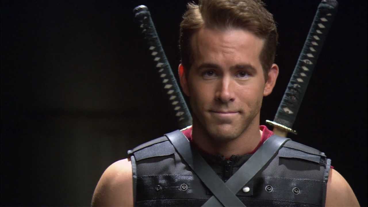 Ryan Reynolds Tweets About Deadpool Costume