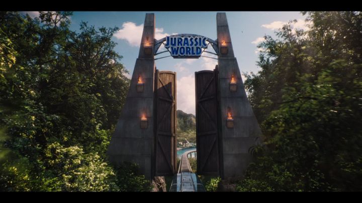 'Jurassic World' Uses More Teeth Over Substance